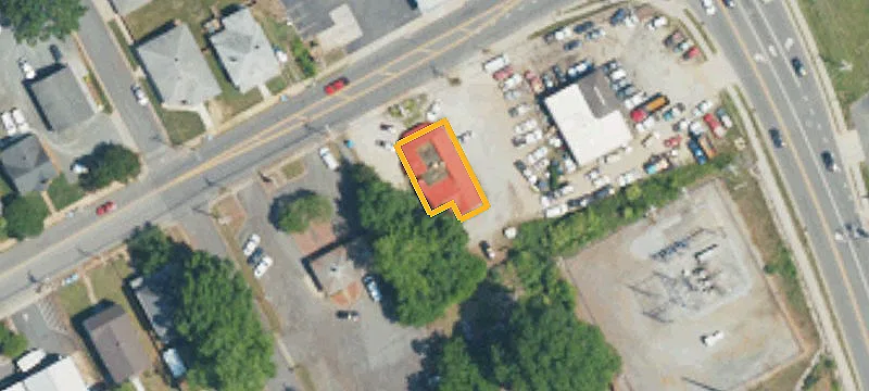 1617 Main St