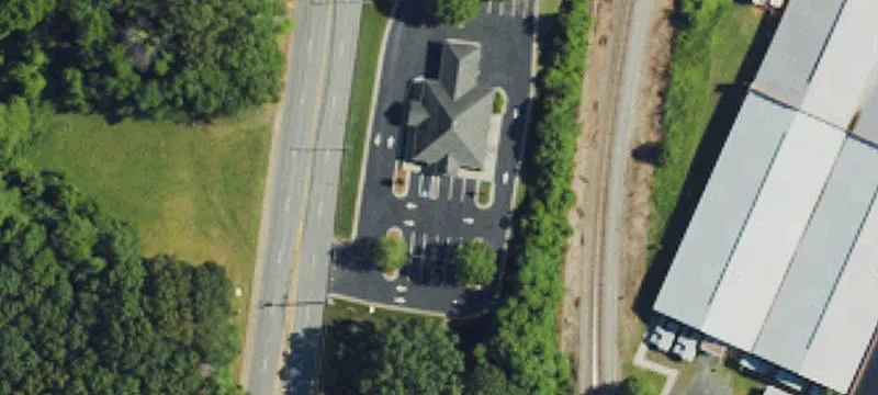 402 2nd Ave