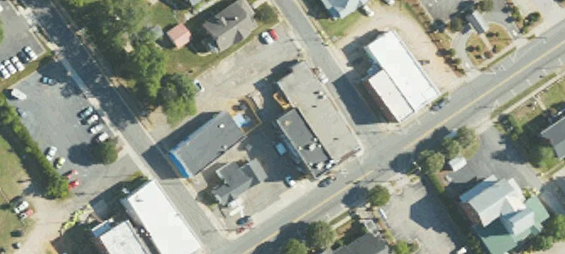 211 Main St