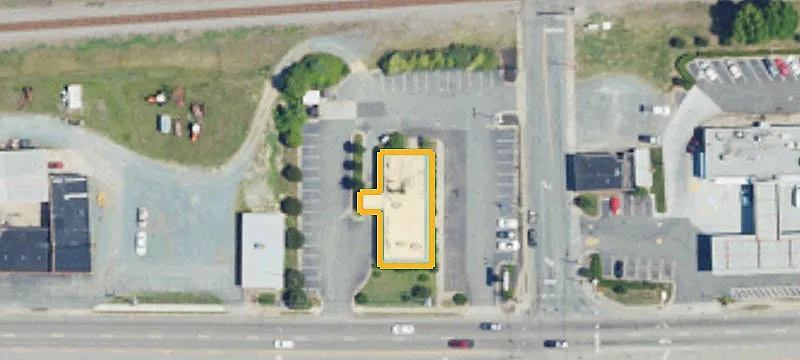 3921 Hwy 74th E