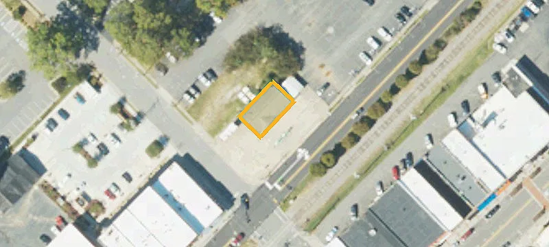 210 Broad St