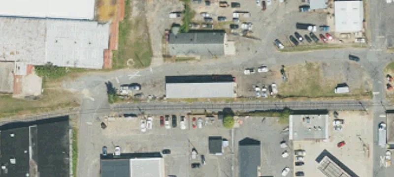 701 Davis Ave
