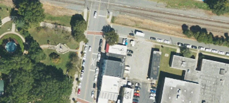 7 Main St