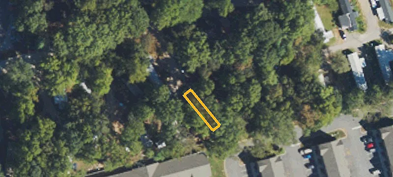 15 Holly Acres Ln