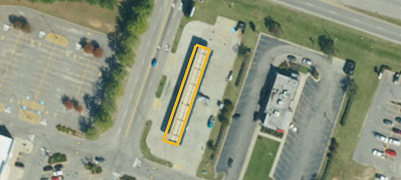 592 Jackson Blvd