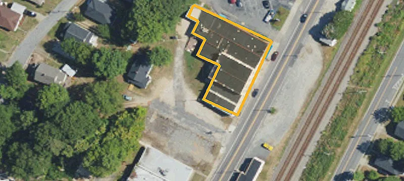 1101 Main St
