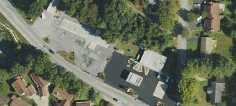 1902 Haywood Rd