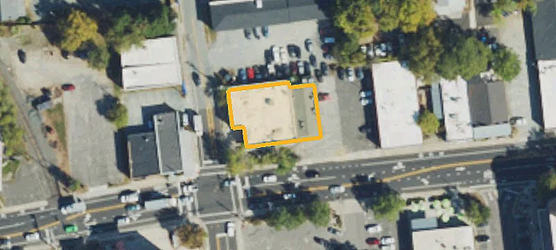 301 Main St