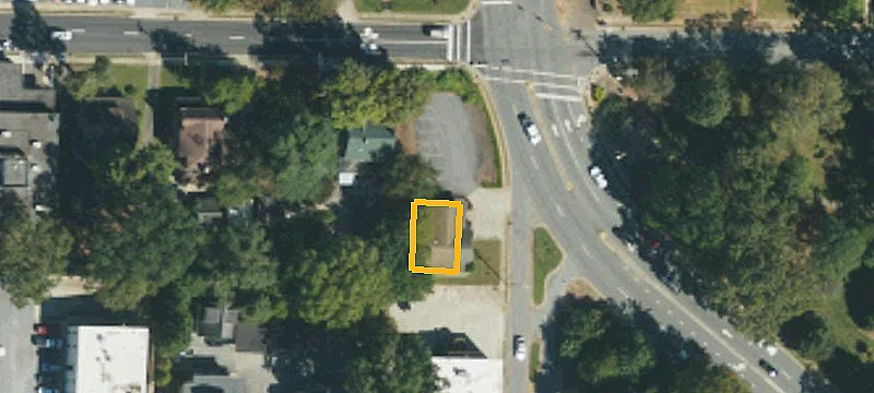 126 2nd NE Ave
