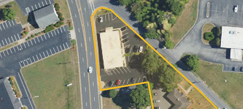 1739 Dl Earnhardt Blvd