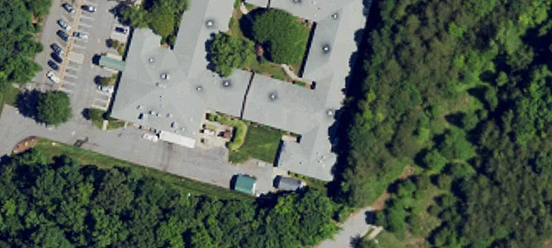 5100 Mackay Rd
