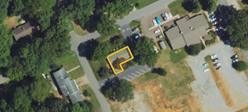 422 Ivey Ave