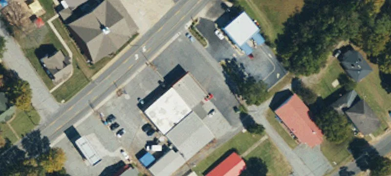 1301 Main St