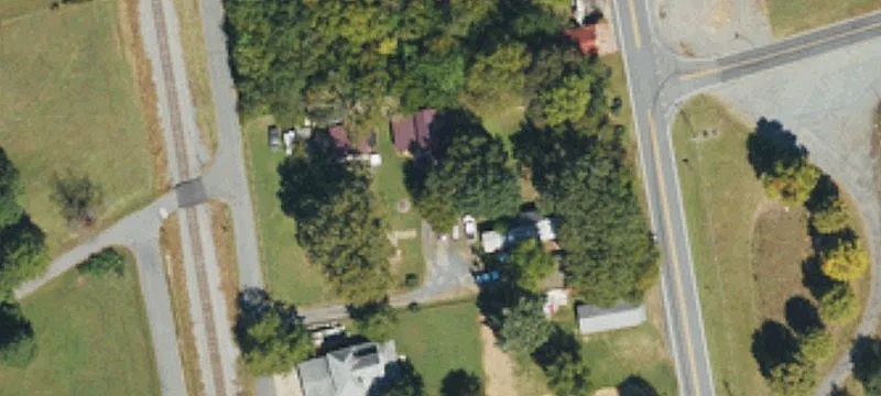 1467 Depot St