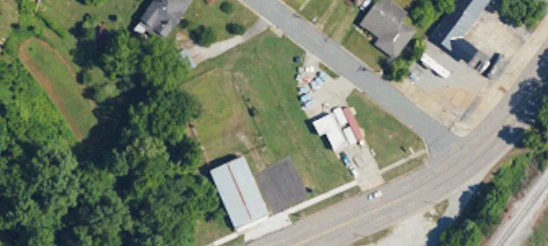 1102 Salisbury Ave