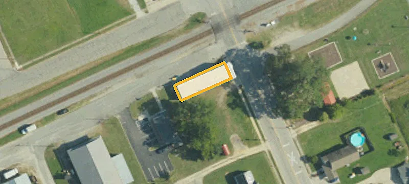 Main St