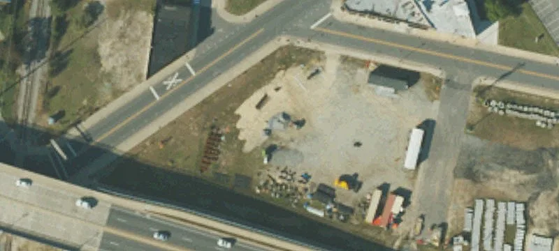 911 Dickinson Ave