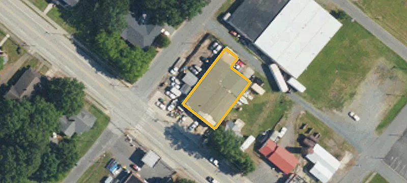 422 Main St