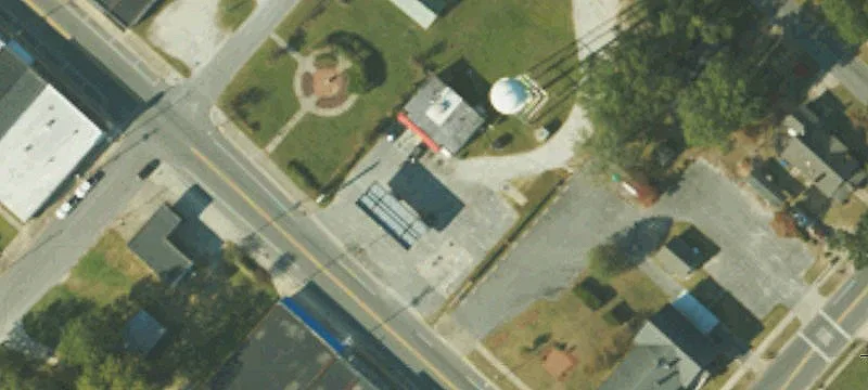 559 Queen St