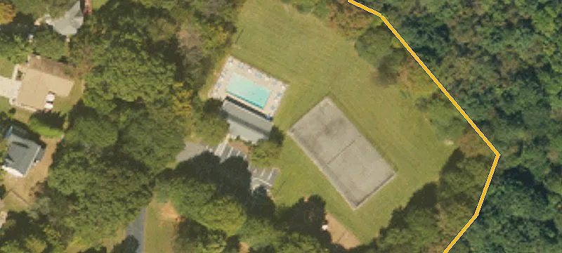 9000 Torrence Xing Dr