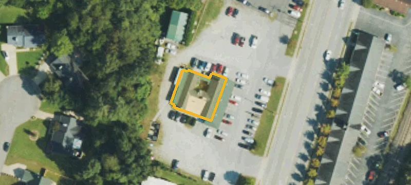 4055 Hendersonville Rd
