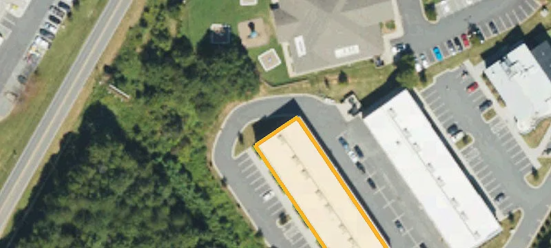 Waterside Peak Dr