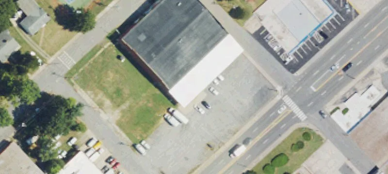 702 Main St