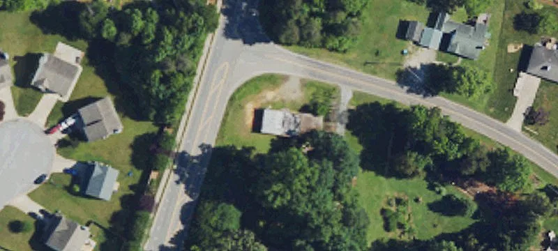 4422 Yanceyville Rd