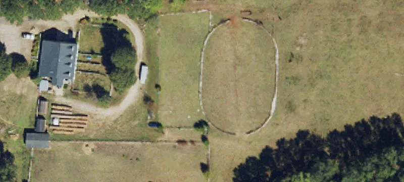 895 Hicks Rd