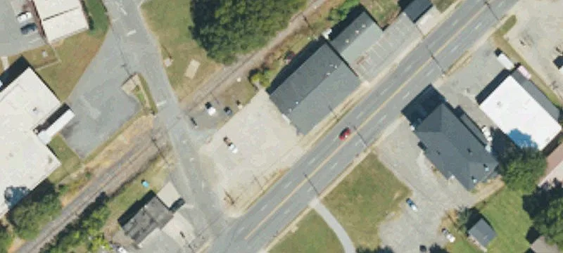 1906 Ozark Ave