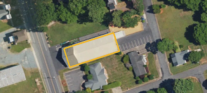 221 Main St