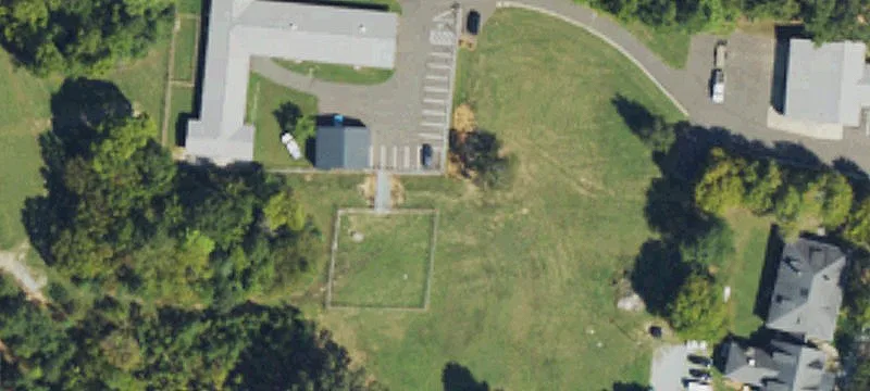 2111 Chub Lk Rd