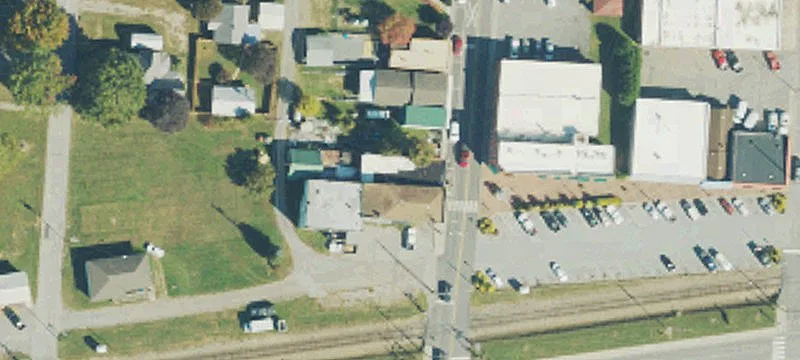 82 Main St
