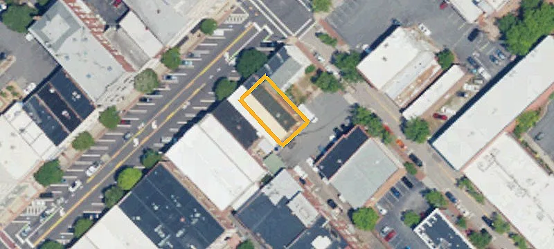 127 Main St