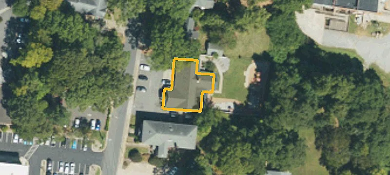 102 Glenn St