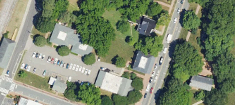 215 Main St