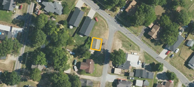 900 Longview Ave
