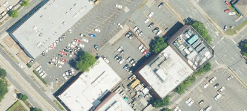 725 Trade St