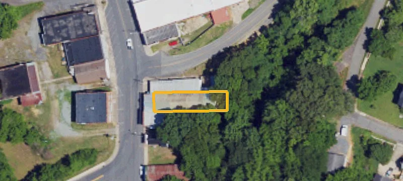 1525 Main St