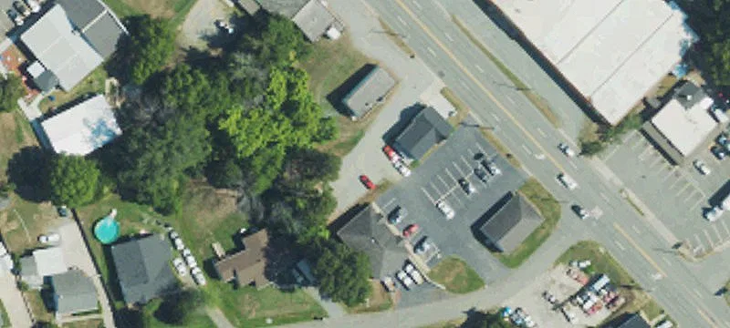 528 Elm St
