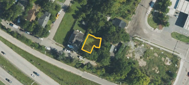 1107 Gillette Ave
