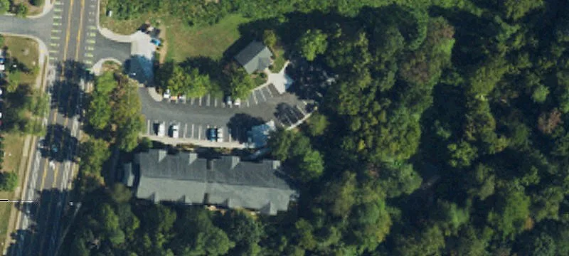 2400 Brentwood Rd