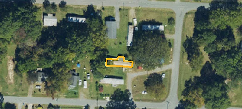 204 Neal St