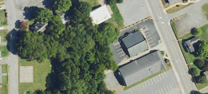 503 Ctr St