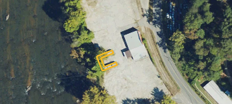 1444 Riverside Dr