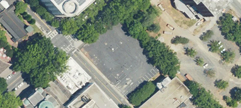 111 7th St
