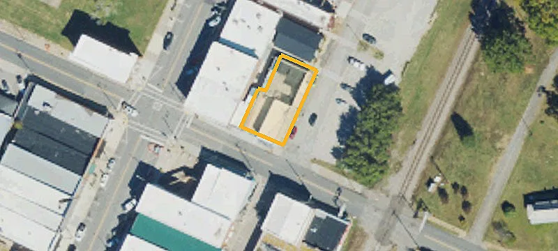 9 Mason St