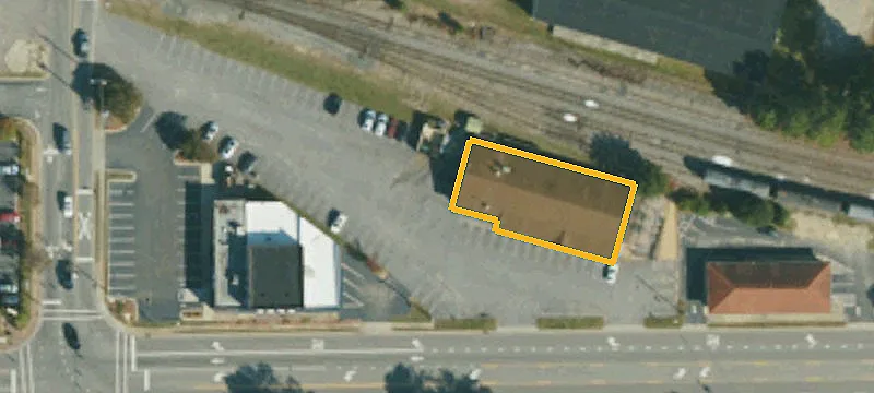711 Main St