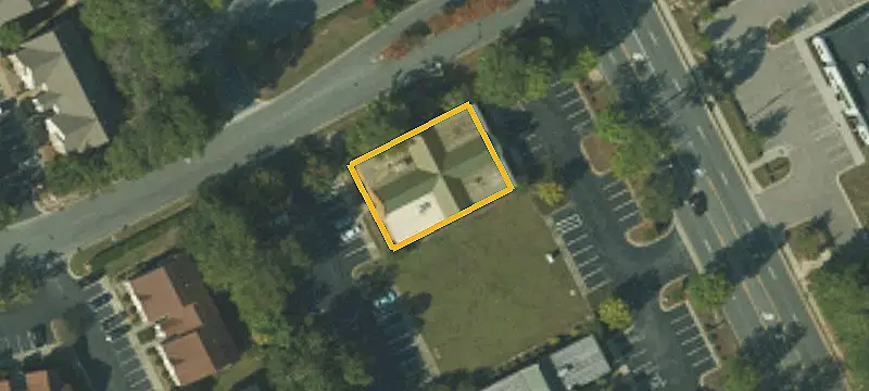 1310 Arlington Blvd