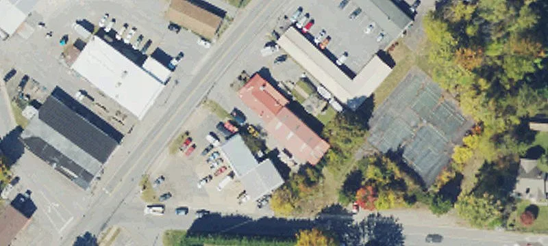 1547 Main St